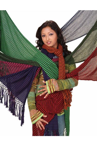 PURPLE WOOLEN MUFFLER WITH EMBROIDERY